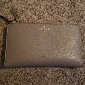 Kate Spade Almondine wallet